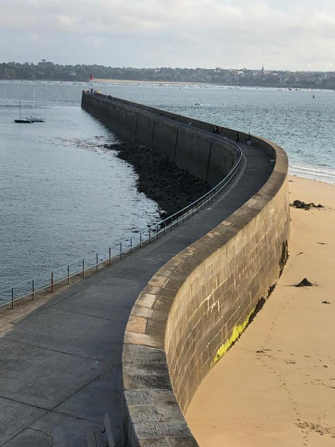 Le Cezembre Saint-Malo Exterior photo